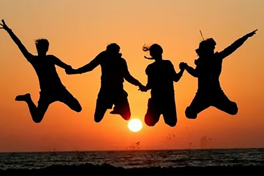 دوستان -بهتر- از- شریک -عاشقانه